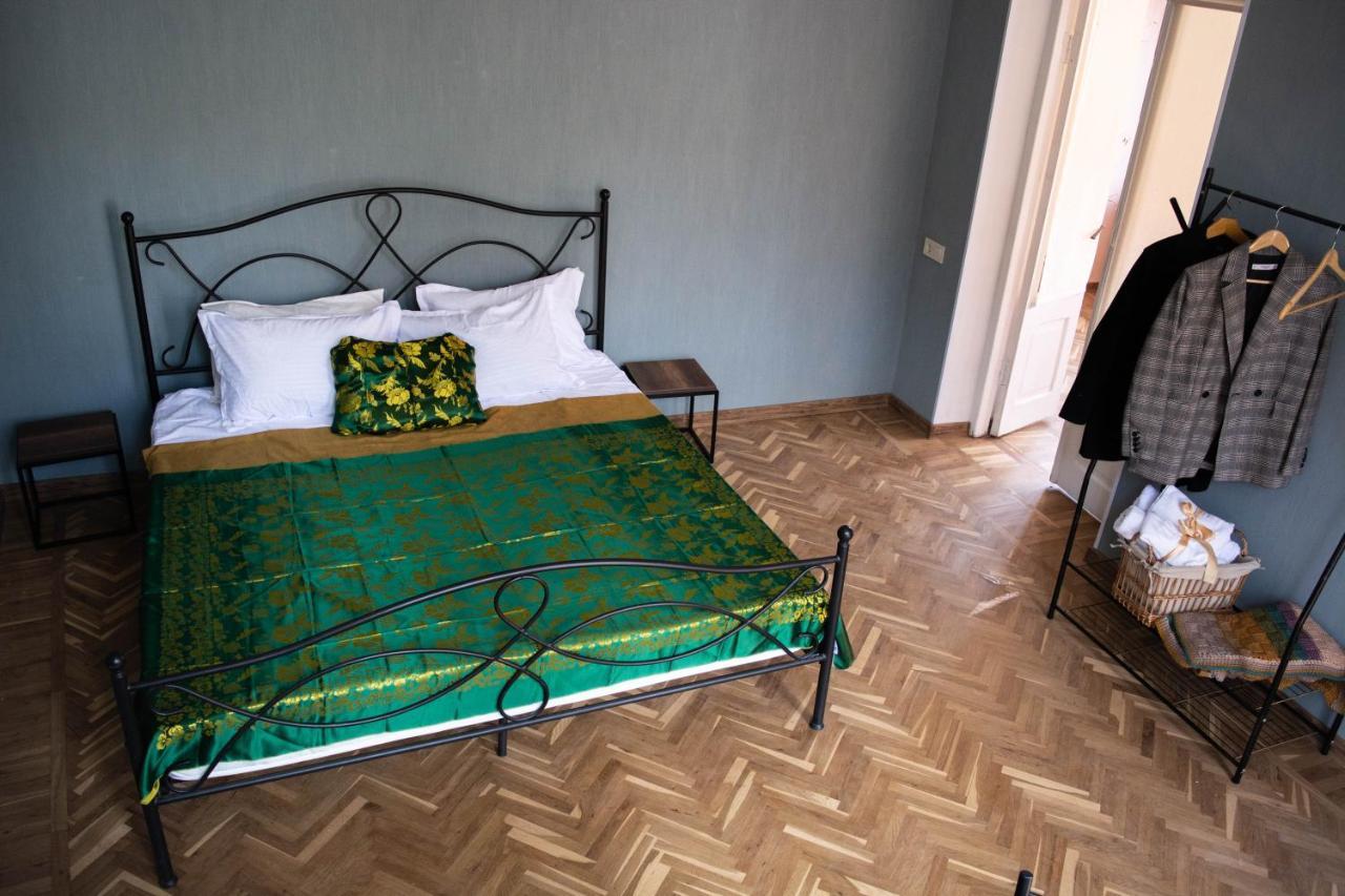 Sunflower Hotel Tbilisi Exterior foto